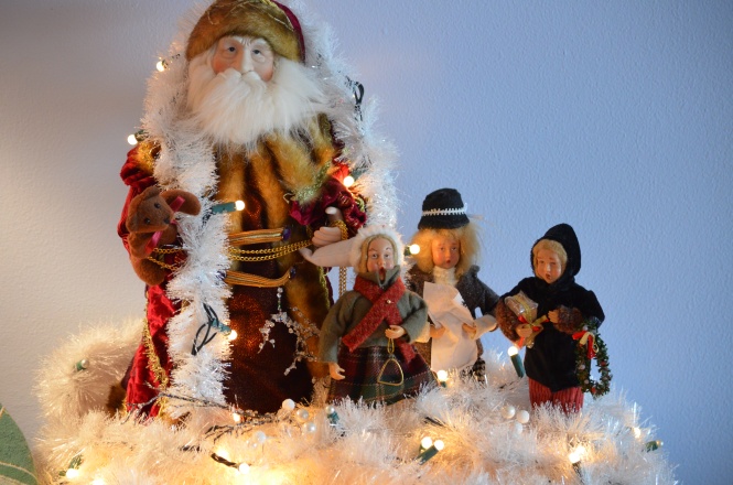 Christmas in July Hand made Christmas Hand knit dish cloths Sinterklaas, St Nickolas, Christmas, Advent with Tasha Tudor