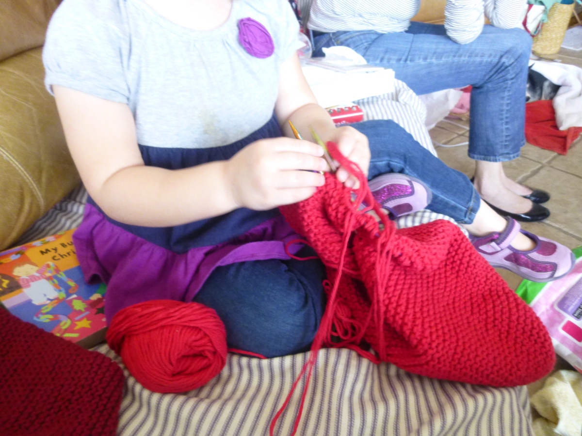 Knitting beginning projects Tasha Tudor Style Cottage Elegance Hygge shawl Spring cotton shawl